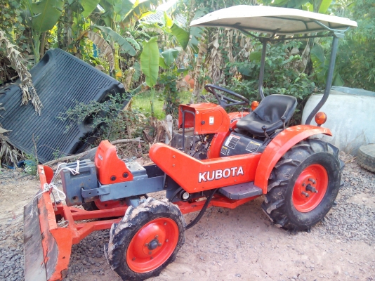 โครงตัวเปล่าไม่มีเครื่อง krt140+ เอาเครื่องใส่ใช้งานได้เลยครับ  ตัวท็อปสุด พร้อมใช้ ของแถมเพรียบ ผานหน้า ผาน3โ