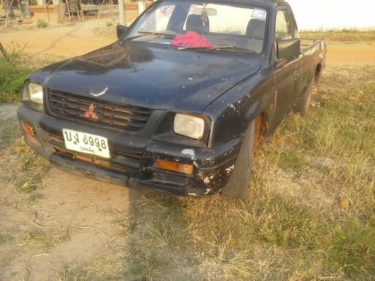 รถกระบะmisubishi strada ปี 2539 เครื่องดี คัดซีส์สวย แอร์มีแต่ไม่เย็น พร้อมใช้งาน ราคาถูกๆ