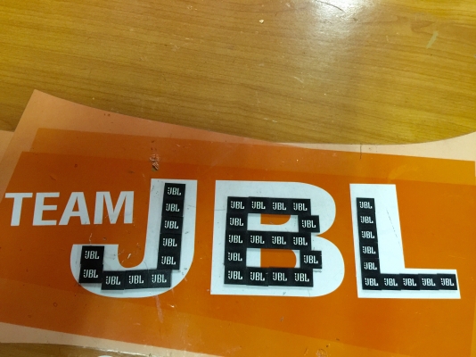 ขายโลโก้ JBL รุ่น TM Series สีส้มของแท้บริษัทมหาจักร