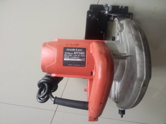 เลื่อยวงเดือน Maktec MT580