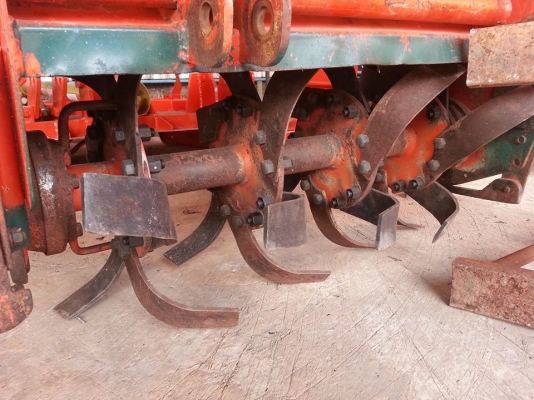 โรตารี่ตราช้าง RX85B พร้อมยอยปั่น ใบเต็มๆ