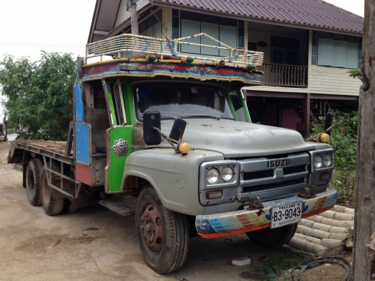 สิบล้อหางปลา 2 เพลา เครื่อง 165 แรง สโลกลาง รถพร้อมใช้งานขึ้นแม็คโคร 200 ได้ สิบล้อหางปลา 2 เพลา เครื่อง 165 แรง สโลกลาง รถพร้อมใช้งานขึ้นแม็คโคร 200 ได้