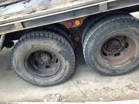 สิบล้อหางปลา 2 เพลา เครื่อง 165 แรง สโลกลาง รถพร้อมใช้งานขึ้นแม็คโคร 200 ได้ สิบล้อหางปลา 2 เพลา เครื่อง 165 แรง สโลกลาง รถพร้อมใช้งานขึ้นแม็คโคร 200 ได้