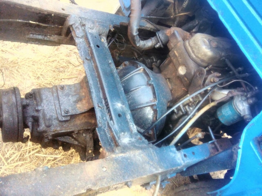 ขายรถหกล้อ ISUZU  เครื่อง 85 แรงม้า หัวคัดซีส์ เครื่องดีพร้อมใช้งาน