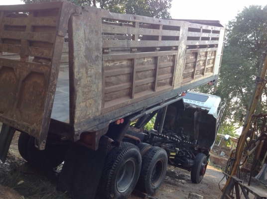 ขายรถบรรทุกสิบล้อดัมพ์ Mitsubishi turbo TF#08xx เครื่องเดิม 6D16 turbo-220 แรง ปี 37 ทะเบียนพร้อม