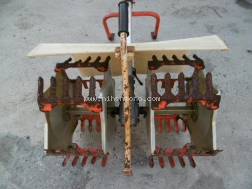 ขาย เครื่องกำจัดวัชพืชในร่องข้าว  MARUYAMA  MA3 รหัสสินค้า : 80803348 เพิ่มเติมที่ www.nihonmono.com