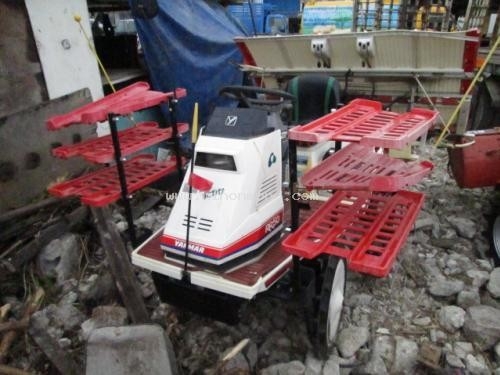 ขาย รถปลูกข้าวดำนาแบบนั่งขับ  YANMAR   RR50 รหัสสินค้า : 14002099  เพิ่มเติมที่ www.nihonmono.com