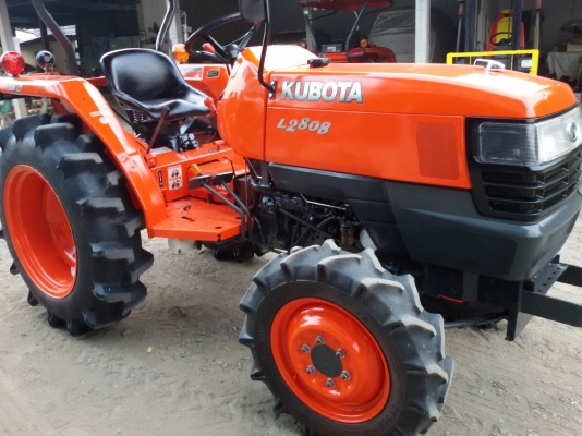 ปัญญาแทรคเตอร์..จัดมาให้ครับ ด่วน!!!คูโบต้า L2808  ตัวเปล่า