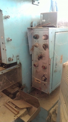 เครื่องปั๊มกดอัดขึ้นรูปชิ้นงาน ยี่ห้อ SAMYANG HEAVY MACHINERY ขนาดแรงกดปั๊ม 25 ตัน  (มีแค่ 6 เครื่อง)