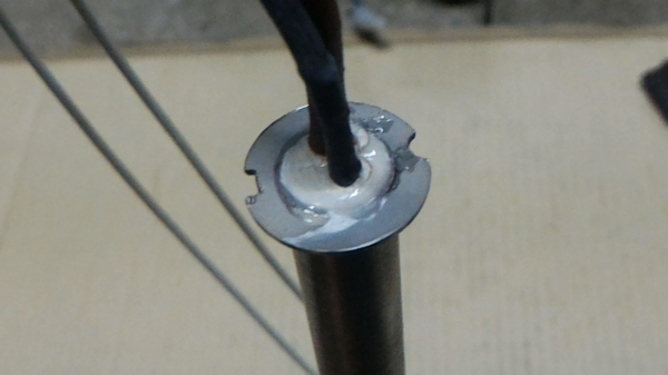 ฮีตเตอร์ให้ความร้อน ของใหม่แบบแท่ง โต 12 มม. ขนาด 750 W. ใช้ไฟบ้าน 220 V. ( มี 5 ตัวตามภาพ )