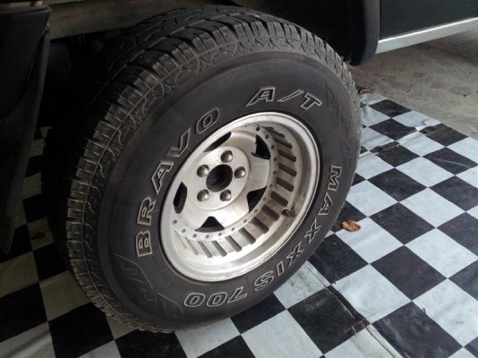 ขายยาง maxis bravo AT 31