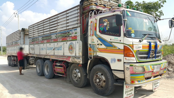 ขายรถพ่วง 24 ล้อ แม่-ลูก กระบะเนียมคอกเกษตรดั้ม อู่.เปิ่มการช่าง HINO 320 รถใช้งาน ราคา1950000 ต่อรอง ขายรถพ่วง 24 ล้อ แม่-ลูก กระบะเนียมคอกเกษตรดั้ม อู่.เปิ่มการช่าง HINO 320 รถใช้งาน ราคา1950000 ต่อรอง