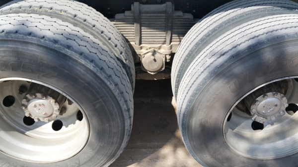 ขายรถพ่วง 24 ล้อ แม่-ลูก กระบะเนียมคอกเกษตรดั้ม อู่.เปิ่มการช่าง HINO 320 รถใช้งาน ราคา1950000 ต่อรอง ขายรถพ่วง 24 ล้อ แม่-ลูก กระบะเนียมคอกเกษตรดั้ม อู่.เปิ่มการช่าง HINO 320 รถใช้งาน ราคา1950000 ต่อรอง