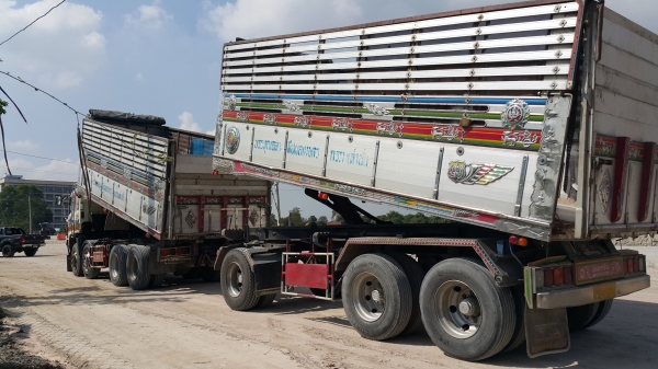 ขายรถพ่วง 24 ล้อ แม่-ลูก กระบะเนียมคอกเกษตรดั้ม อู่.เปิ่มการช่าง HINO 320 รถใช้งาน ราคา1950000 ต่อรอง ขายรถพ่วง 24 ล้อ แม่-ลูก กระบะเนียมคอกเกษตรดั้ม อู่.เปิ่มการช่าง HINO 320 รถใช้งาน ราคา1950000 ต่อรอง