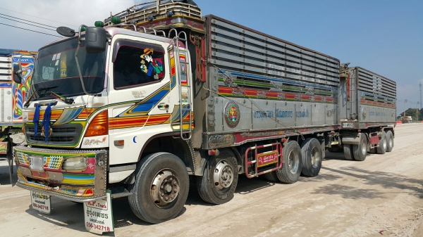 ขายรถพ่วง 24 ล้อ แม่-ลูก กระบะเนียมคอกเกษตรดั้ม อู่.เปิ่มการช่าง HINO 320 รถใช้งาน ราคา1950000 ต่อรอง ขายรถพ่วง 24 ล้อ แม่-ลูก กระบะเนียมคอกเกษตรดั้ม อู่.เปิ่มการช่าง HINO 320 รถใช้งาน ราคา1950000 ต่อรอง