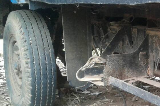 **59,000 บ.ต่อรอง/// 4ล้อกลาง NISSAN CARBON เดิมๆ เล่มทะเบียนครบ ภาษีขาดหลายปี **ขาย NISSAN CARBON 65HP 4ล้อกลาง ป้ายใหญ่ สภาพเดิมๆ พร้อมใช้งาน เล่มทะเบียนครบ ตามสภาพ ราคาเบา NISSAN CARBON QC240 SD22-4สูบ 65แรง ปี39 เครื่องเดิม เกียร์เดิม เครื่องดี สตาร์ท