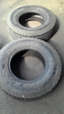 30x9.50R15 YOKOHAMA GEOLENDAR A/T-S มี 2 เส้น tel.081-427-3941 ไอดีไลน์ autobot107 30x9.50R15 YOKOHAMA GEOLENDAR A/T-S มี 2 เส้น tel.081-427-3941 ไอดีไลน์ autobot107