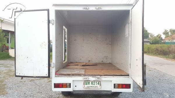 D-MAX 2500 รถมือเดียว ตู้แห้ง สวยเดิมไม่มีชนหนัก สีสวยพร้อมใช้งาน