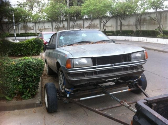 สาลี่ลากรถแบบขึ้นล้อหน้า