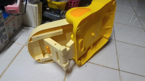 อุปกรณ์ช่วยอาบน้ำให้เด็กทารกเป็นของใหม่ ปรับนั่งอาบหรือปรับเป็นนอนอาบได้