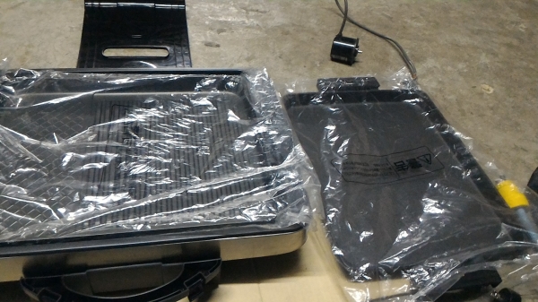 กะทะไฟฟ้าเอนกประสงค์ของใหม่ ยี่ห้อ MITSUBISHI ออกแบบให้พกพาไปง่ายๆ