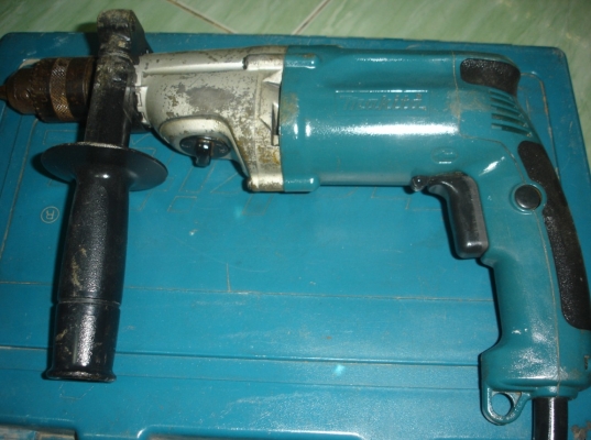 ขายสว่านกระแทก2สปีด 20 mm.(3/4") MAKITA HP2050 720W