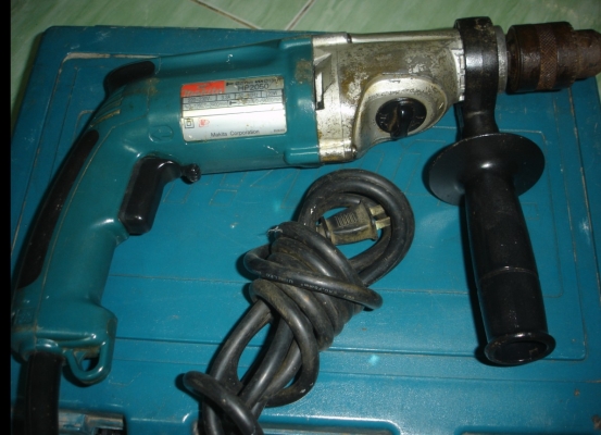 ขายสว่านกระแทก2สปีด 20 mm.(3/4") MAKITA HP2050 720W