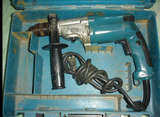 ขายสว่านกระแทก2สปีด 20 mm.(3/4") MAKITA HP2050 720W