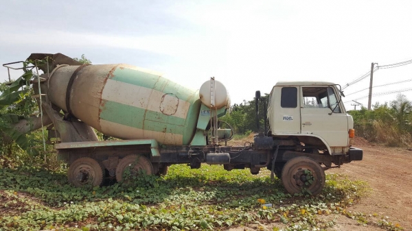 ขาย รถโม่ปูน 6 คิว 10 ล้อ 2 เพลา เครื่อง PD6-T 260 แรงม้า คัสซีสวยตลอดเส้น ช่วงล่างดี โม่สวยใช้งานได้ดี ทะเบียนพร้อมโอนครับ ขาย รถโม่ปูน 6 คิว 10 ล้อ 2 เพลา เครื่อง PD6-T 260 แรงม้า คัสซีสวยตลอดเส้น ช่วงล่างดี โม่สวยใช้งานได้ดี ทะเบียนพร้อมโอนครับ