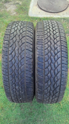 30x9.50R15 YOKOHAMA  มี 2 เส้น tel.081-427-3941 ไอดีไลน์ autobot107