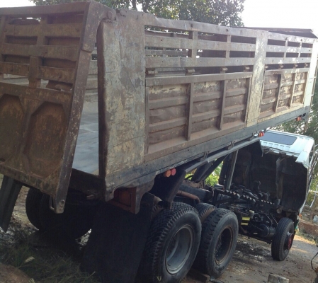 สิบล้อ มิตซู FN527 TF 220โบ 2เพา สภาพดีเดิมๆสวยพร้อมใช้ ทะเบียนพร้อมโอน สิบล้อ มิตซู FN527 TF 220โบ 2เพา สภาพดีเดิมๆสวยพร้อมใช้ ทะเบียนพร้อมโอน