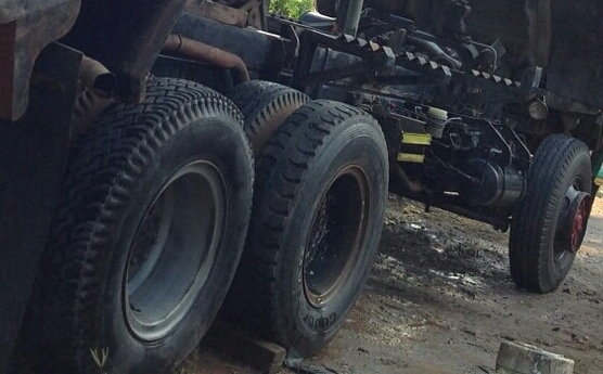 สิบล้อ มิตซู FN527 TF 220โบ 2เพา สภาพดีเดิมๆสวยพร้อมใช้ ทะเบียนพร้อมโอน สิบล้อ มิตซู FN527 TF 220โบ 2เพา สภาพดีเดิมๆสวยพร้อมใช้ ทะเบียนพร้อมโอน