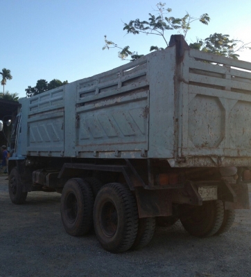 สิบล้อ อีซูซุ ร็อค 210 สโลส 2เพา ดั้มสามมิตร สภาพดีพร้อมใช้ ทะเบียนพร้อมโอน