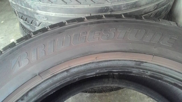 215/55R16 BRIDGESTONE TURANZA GR-80 ขอบสวย หนา ชุด 4 เส้น tel.081-427-3941 ไลน์ไอดี autobot107 215/55R16 BRIDGESTONE TURANZA GR-80 ขอบสวย หนา ชุด 4 เส้น tel.081-427-3941 ไลน์ไอดี autobot107