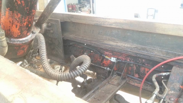 ขายหกล้อดั้ม 175 รถห้างไทย ยาง 900 เครื่องดีคัชชีสวย เอกสานพร้อม  ช่วงล่างใหญ่