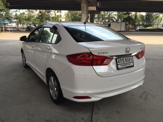 Honda New City 1.5V ปี 2014 รถมือเดียวสภาพใหม่ป้ายแดง ไมล์น้อย 27.xxx ก.ม ไม่มีชน พร้อมใช้งาน