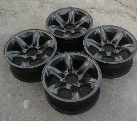 ขายล้อเล็บเหยี่ยวขอบ16 ล้อแท้สวยๆ