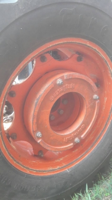 ขายรถไถ KUBOTA M9540 ใบมีดดันหน้า 3 จาน ราคา 700000