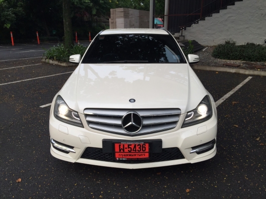 Benz C180 ปี 2011 รถมือเดียว อุปกรณ์ครบเอกสารพร้อมโอน