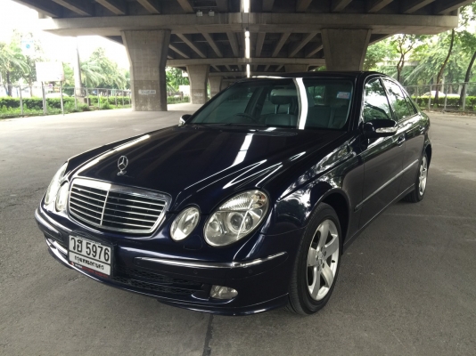 Benz E-240 โฉม W211 ปี 2003 รถมือเดียวสวยมาก ไม่เคยมีประวัติเชียวชน เดิมทั้งคัน อุปกรณ์ครบเอกสารพร้อมโอน