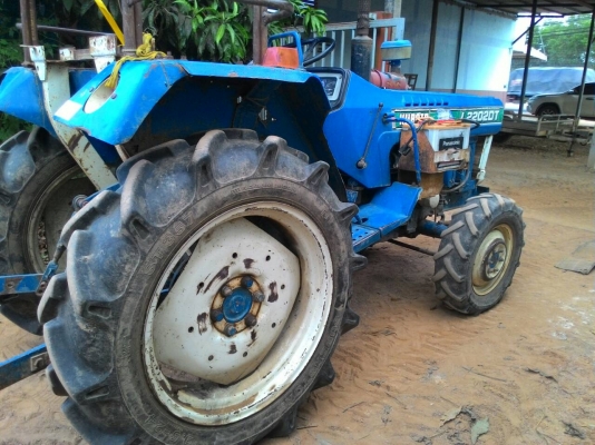 ขายรถไถ KUBOTA L2202 ราคา 68,000  รถอยู่ อ.แกลง ระยอง มีรถขนส่งบริการทั่วไทย  และยังมีอีกหลายรุ่นให้เลือก สนใจสอบถามได้ DC Tractor Rayong 0818618678,0899347475 id line=0818618678 ,,,    id line=carbonthai