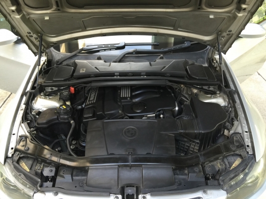 BMW 320i ปี 2006 ( รถศูนย์ ) รถมือเดียว อุปกรณ์ครบ เอกสารพร้อมโอน