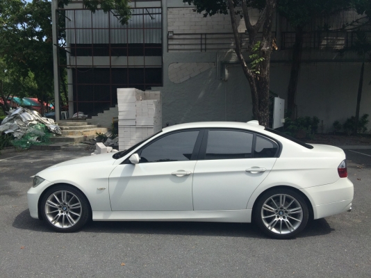 BMW 320D ปี 2008 รถมือเดียวสภาพนางฟ้า ไมล์แท้ เช็คศูนย์ตลอด อุปกรณครบ เอกสารพร้อมโอน