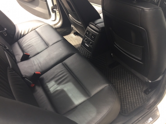 BMW 320D ปี 2008 รถมือเดียวสภาพนางฟ้า ไมล์แท้ เช็คศูนย์ตลอด อุปกรณครบ เอกสารพร้อมโอน