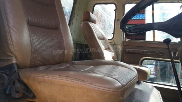 รถบรรทุก HINO ติดเครน รุ่น FD164E เครน 3 ตัน ท้อง V  195 แรงม้า