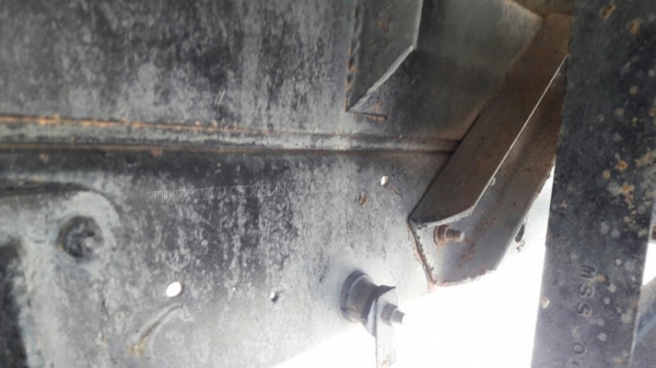 รถบรรทุก HINO ติดเครน รุ่น FD164E เครน 3 ตัน ท้อง V  195 แรงม้า