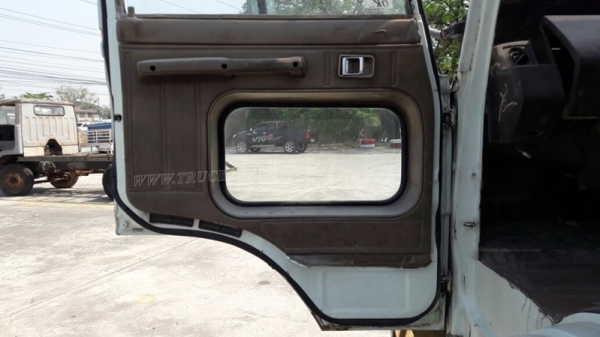 รถบรรทุก HINO ติดเครน รุ่น FD164E เครน 3 ตัน ท้อง V  195 แรงม้า