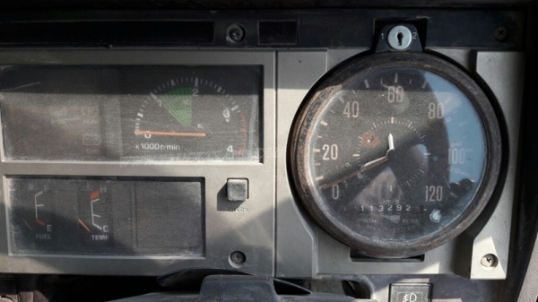 รถบรรทุก HINO ติดเครน รุ่น FD164E เครน 3 ตัน ท้อง V  195 แรงม้า