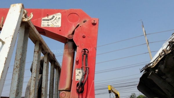 รถบรรทุก HINO ติดเครน รุ่น FD164E เครน 3 ตัน ท้อง V  195 แรงม้า