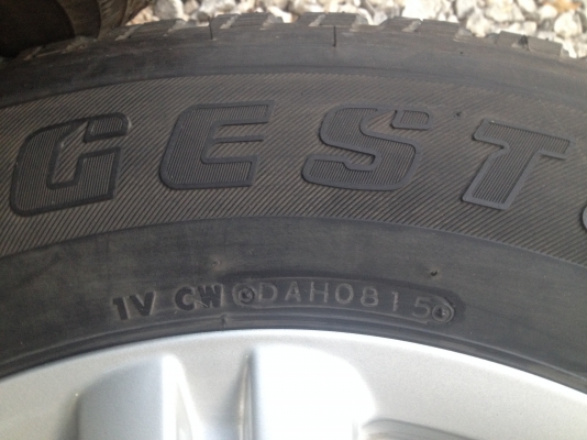 ขายล้อแม็กพร้อมยาง ISUZU MU-X ขอบ 17 สภาพใหม่ยาง Bridgestone 255 6517 ปลายปี 13